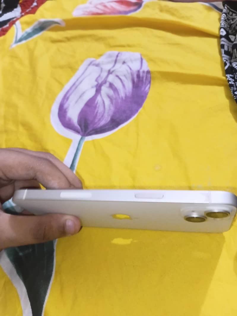 Apple iPhone 14 plus 4