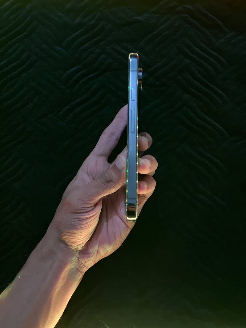 Google Pixel 9 Pro 2
