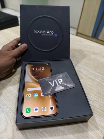 Vivo X300 Pro | 16/512 | Global | official PTA | warranty till 2027
