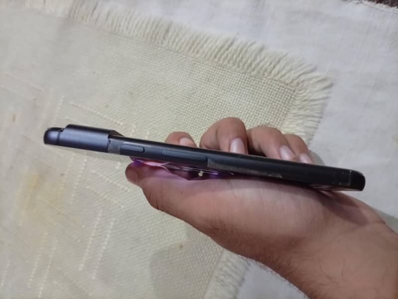 Google Pixel 8 3