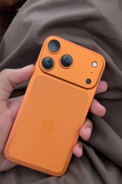 iPhone 11 convert 17 pro Max face ID on true tone okay 64GB memory