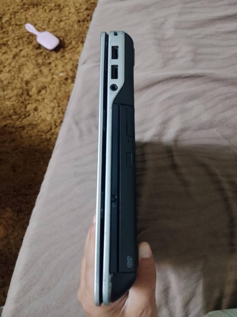 Dell latitude E6440 4