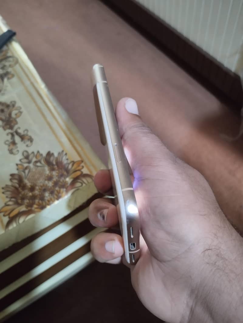 Google Pixel 8 3