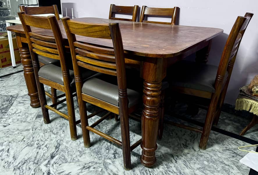 6 seater dining table 0
