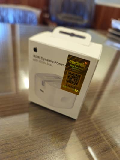 Apple 40W Dynamic Power Adapter