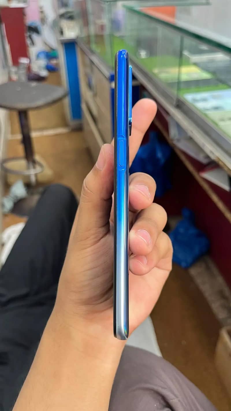 OPPO A54 1