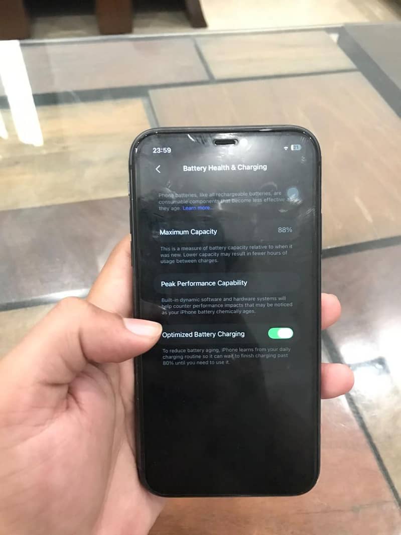 Apple iPhone 11 5