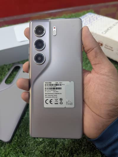 Tecno CAMON 40 Pro 8/256