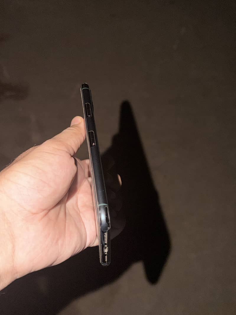Apple iPhone 11 Pro Max 3