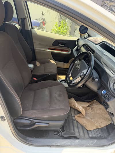 Toyota Aqua 2013 ( G LED ) Reg 2016
