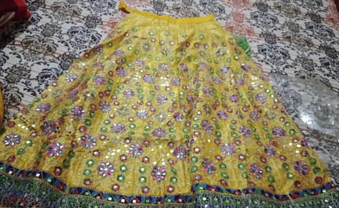 wedding dress for mehndi