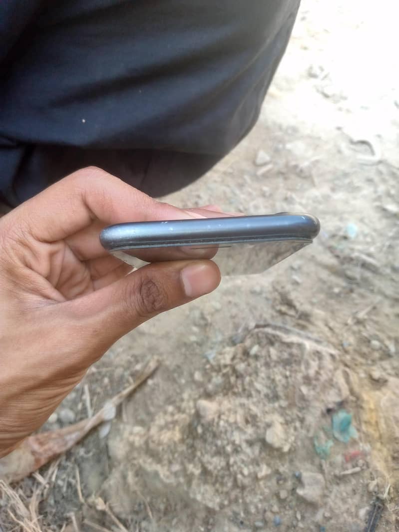 Apple iPhone 7 6