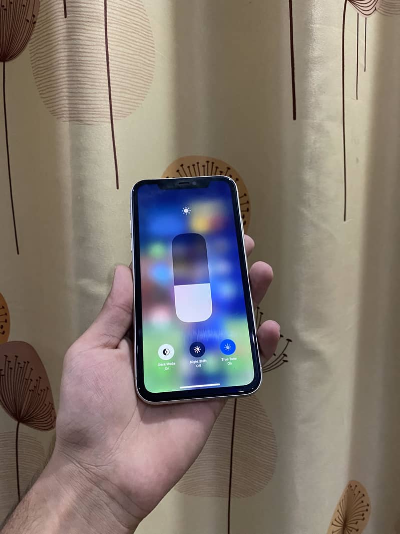 Apple iPhone 11 5