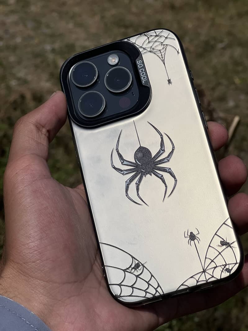 Apple iPhone 15 Pro 0