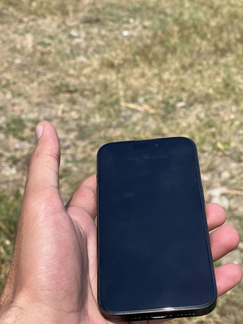 Apple iPhone 15 Pro 1