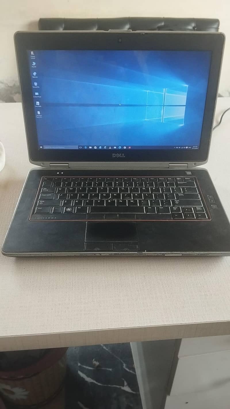 del latitude E6440 0