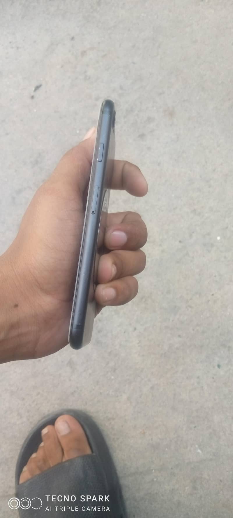 Apple iPhone 7 2