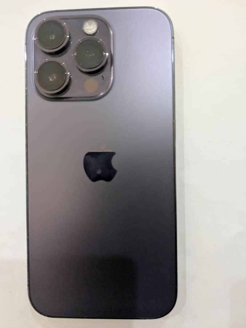 Apple iPhone 14 Pro 0