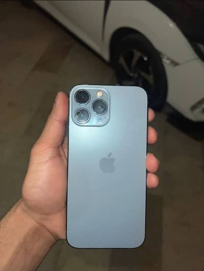 iphone 13 pro max dual sim pta approved. 7/10 condition.