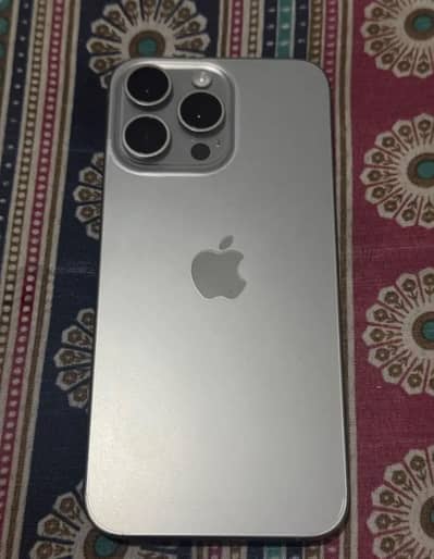 Apple iPhone 15 Pro Max