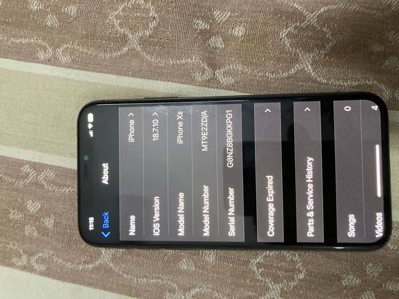 Apple iPhone XS 1