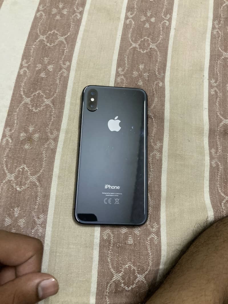 Apple iPhone XS 5