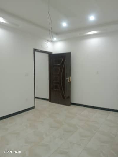 10 MARLA BRAND NEW HOUSE FOR RENT