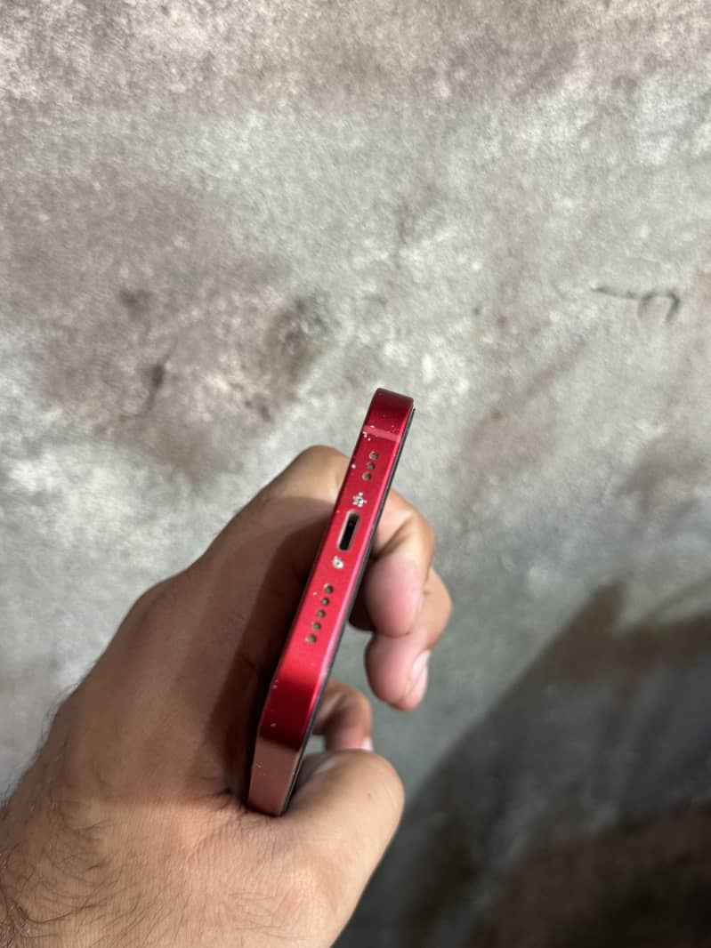 Apple iPhone 13 3