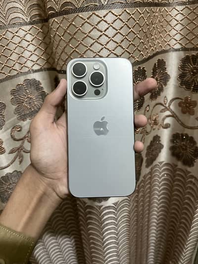 Apple iPhone 15 Pro