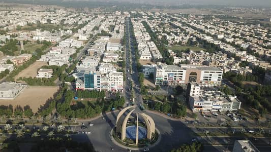 LOW CLOST 10 MARLA RESIDENTIAL PLOT WITH ALL DUES PAID IS AVAILABLE FOR SALE IN GHAZNAVI EXT BLOCK BAHRIA TOWN LAHORE.