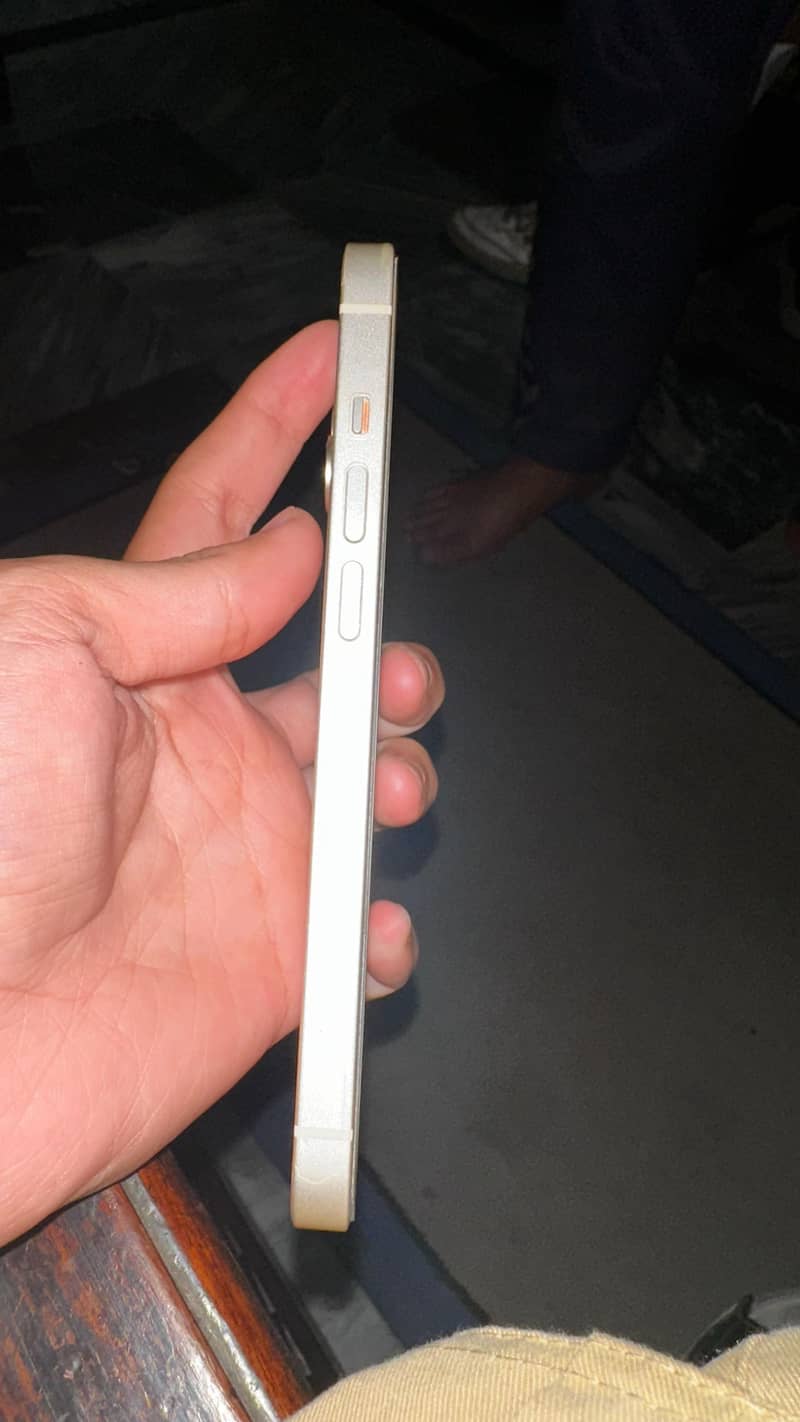 Apple iPhone 14 2