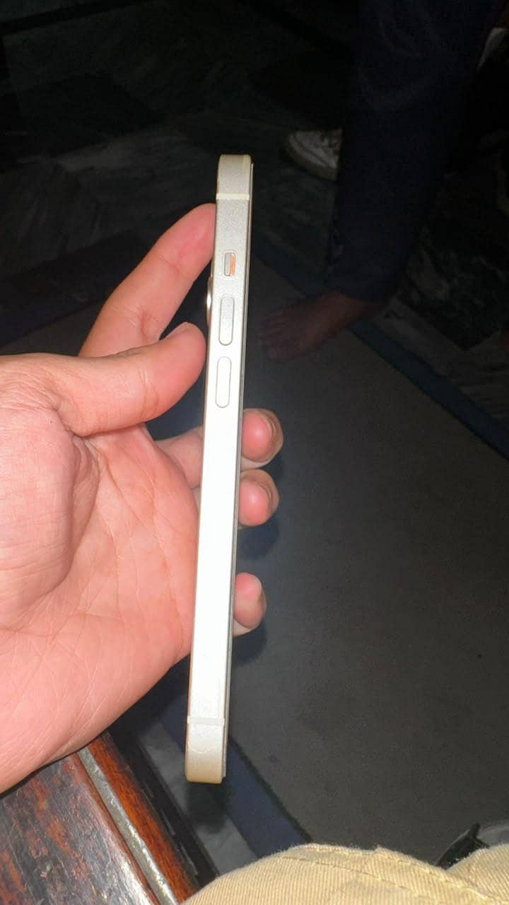 Apple iPhone 14 5