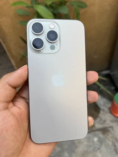 Apple iPhone 15 Pro Max Read Add