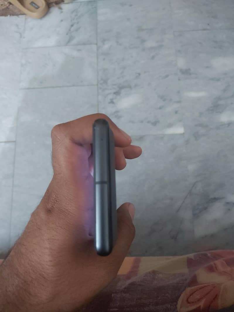 Google Pixel 7 5