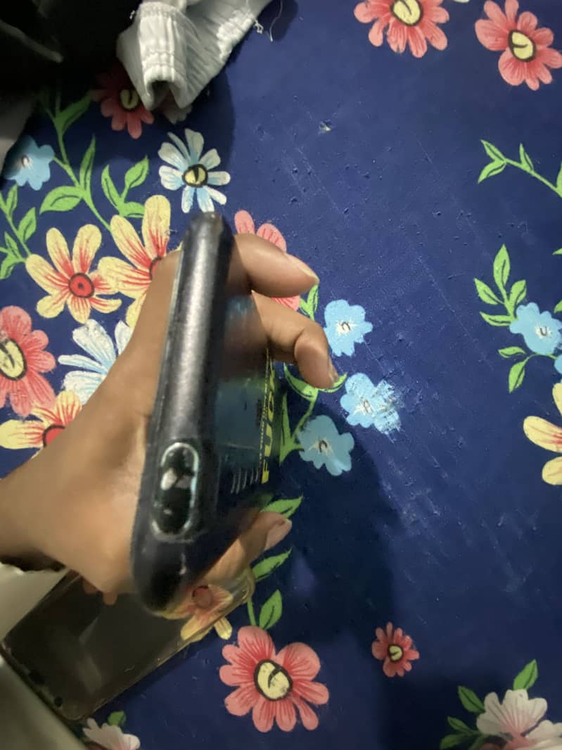 tecno camon 15 pro 4