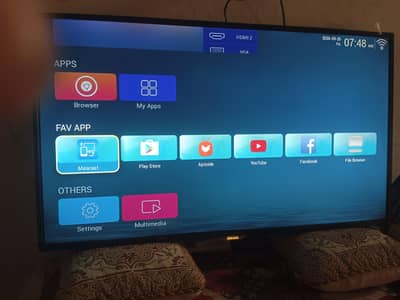 urgent sale 43 inches Android LCD Samsung