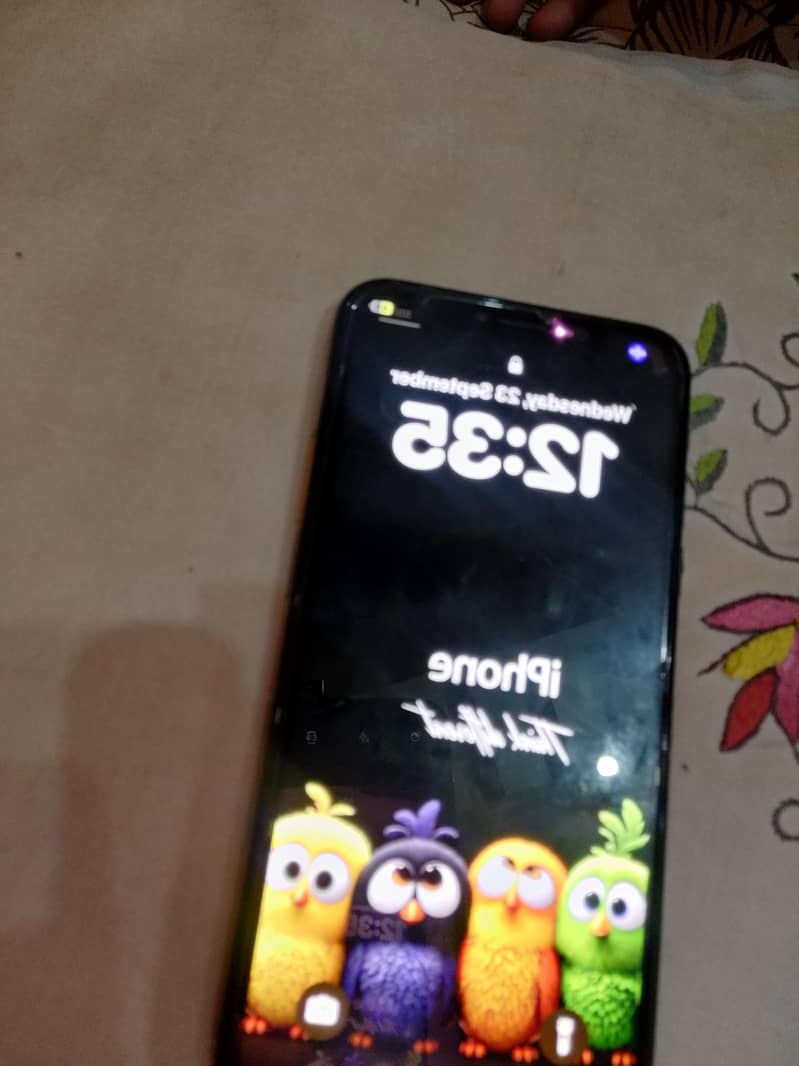 Apple iPhone XS 5