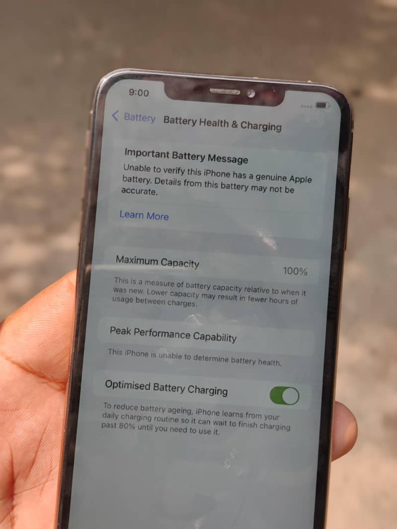 Apple iPhone XS Max 7