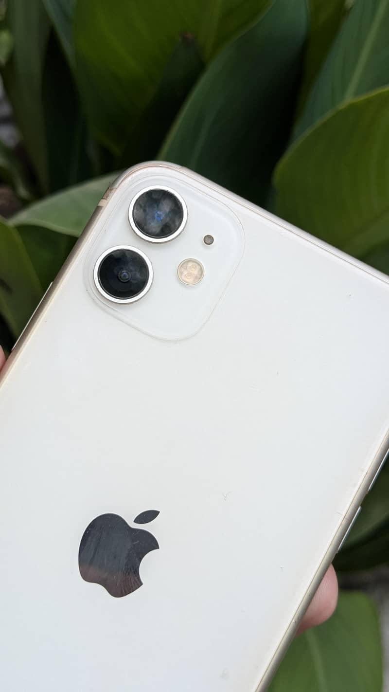 Apple iPhone 11 5