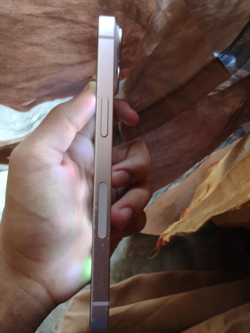 Apple iPhone 14 1
