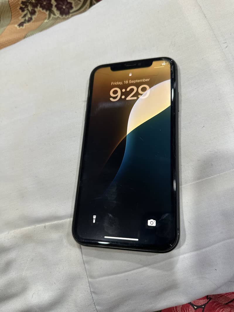 Apple iPhone 11 3