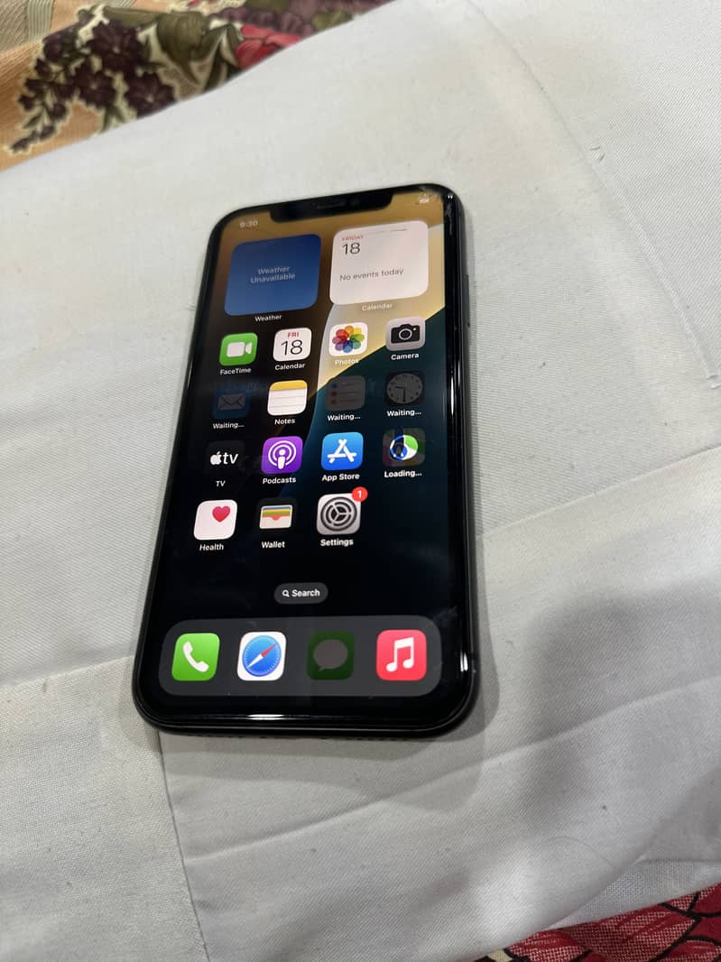 Apple iPhone 11 4