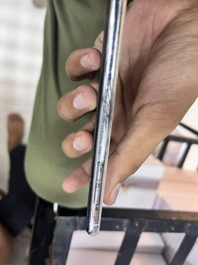 Apple iPhone X 2