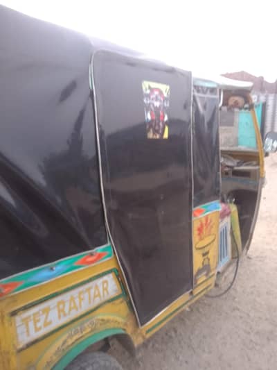 TEZRAFTAR CNG Riksha
