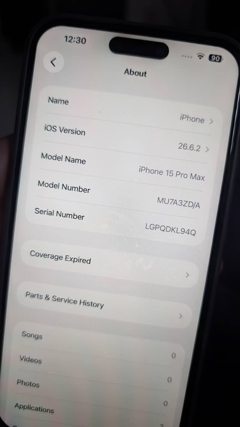 Apple iPhone 15 Pro Max 2