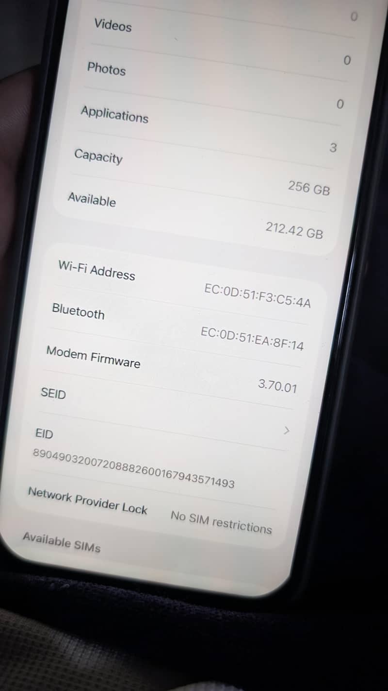 Apple iPhone 15 Pro Max 3
