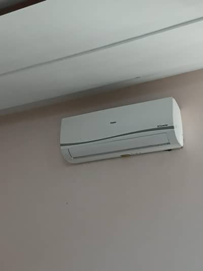 Haier 1.5 Ton inverter Ac energy efficient and powerful cooling