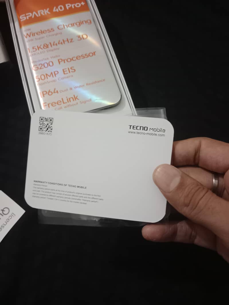 tecno spark 40 pro plus 6