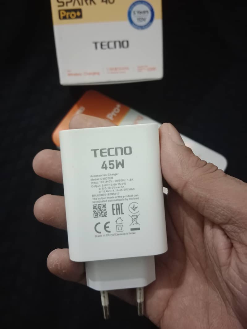 tecno spark 40 pro plus 7