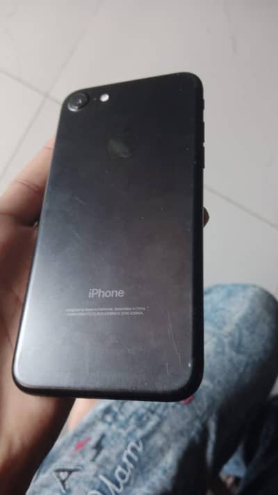 Apple iPhone 7